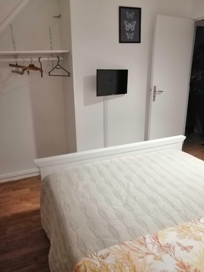Chambres d'Hôtes Chez Marilou Aulnay-sous-Bois Exterior foto