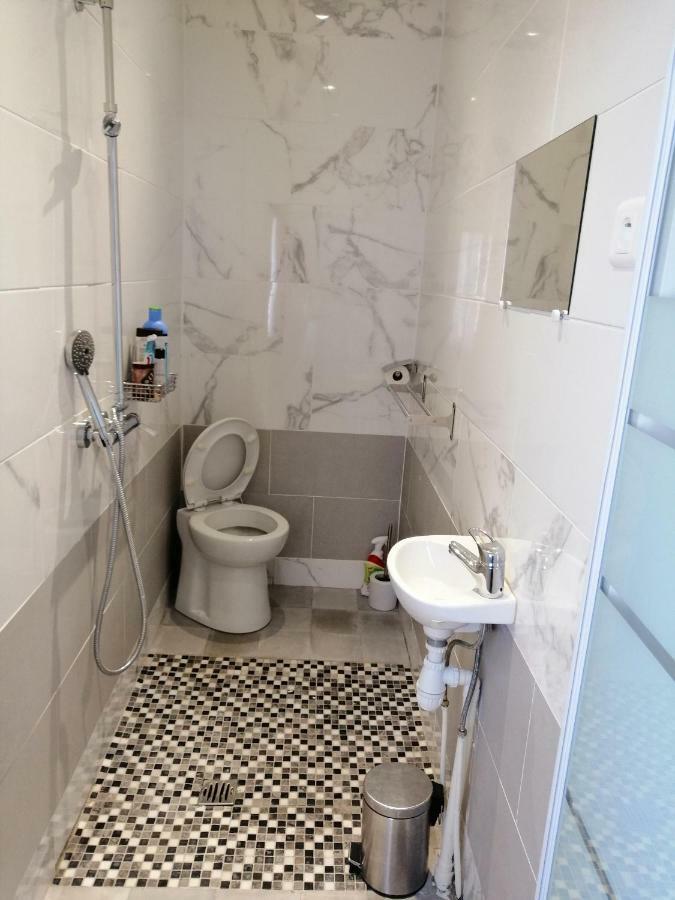 Chambres d'Hôtes Chez Marilou Aulnay-sous-Bois Exterior foto